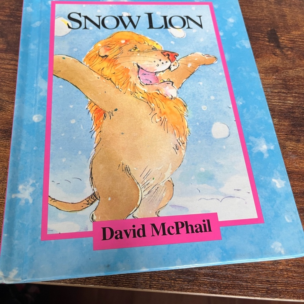 Snow Lion Children's Book by David McPhail